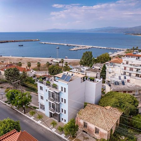 Magical Seaside Town Boutique Apts 2 Kyparissia Bagian luar foto