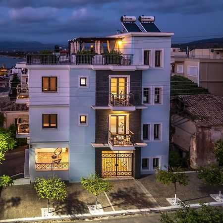 Magical Seaside Town Boutique Apts 2 Kyparissia Bagian luar foto