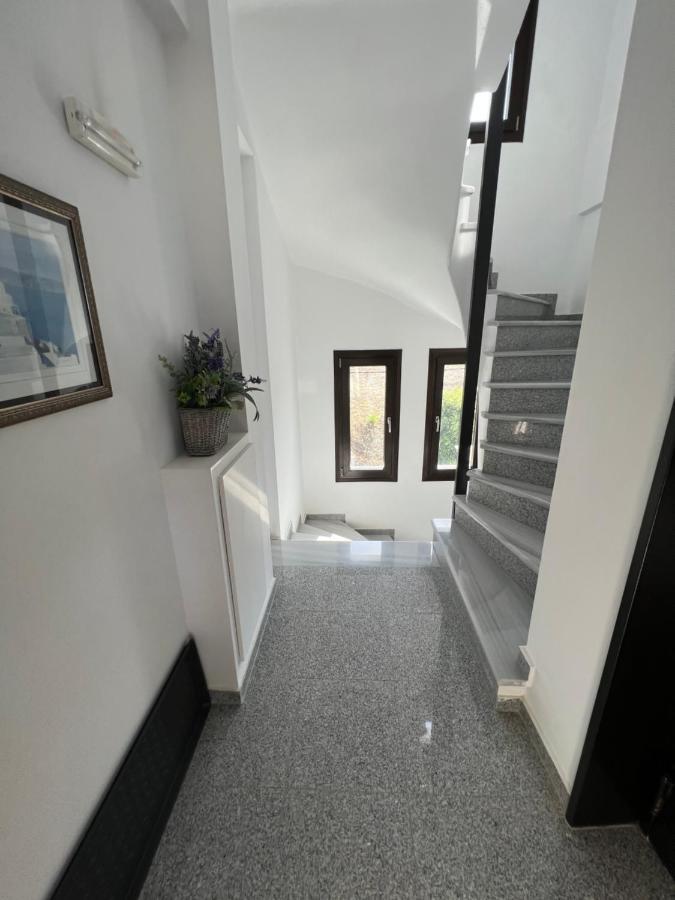 Magical Seaside Town Boutique Apts 2 Kyparissia Bagian luar foto