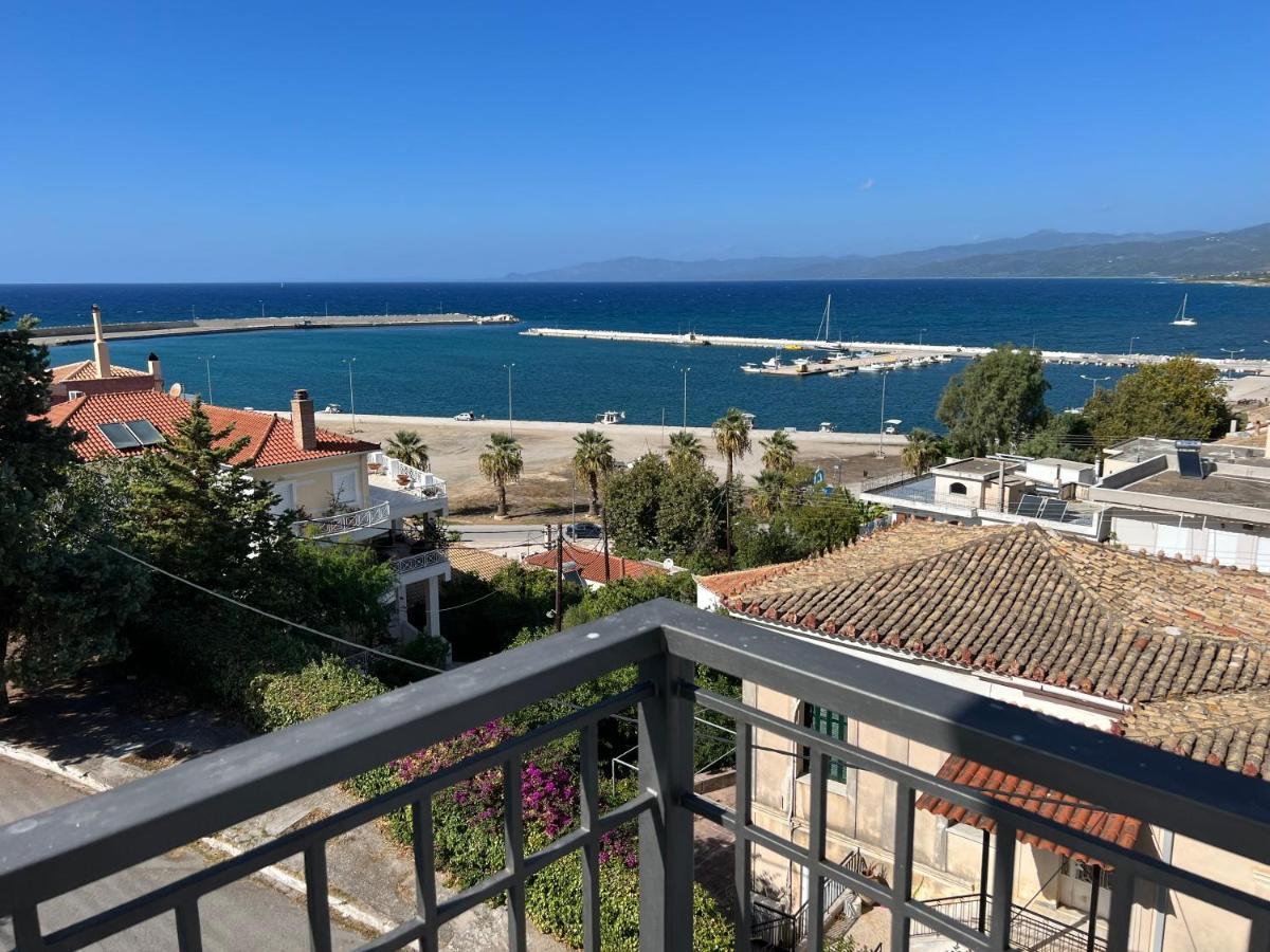Magical Seaside Town Boutique Apts 2 Kyparissia Bagian luar foto