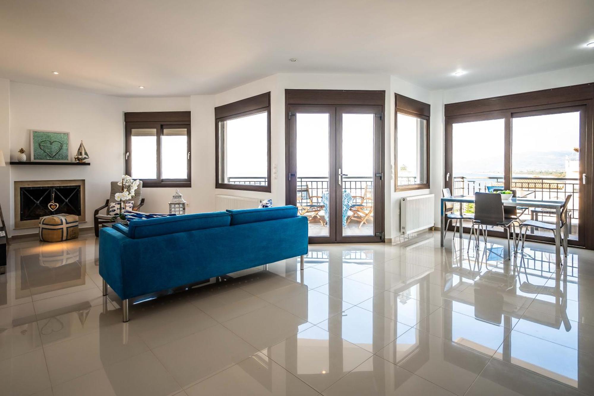 Magical Seaside Town Boutique Apts 2 Kyparissia Bagian luar foto