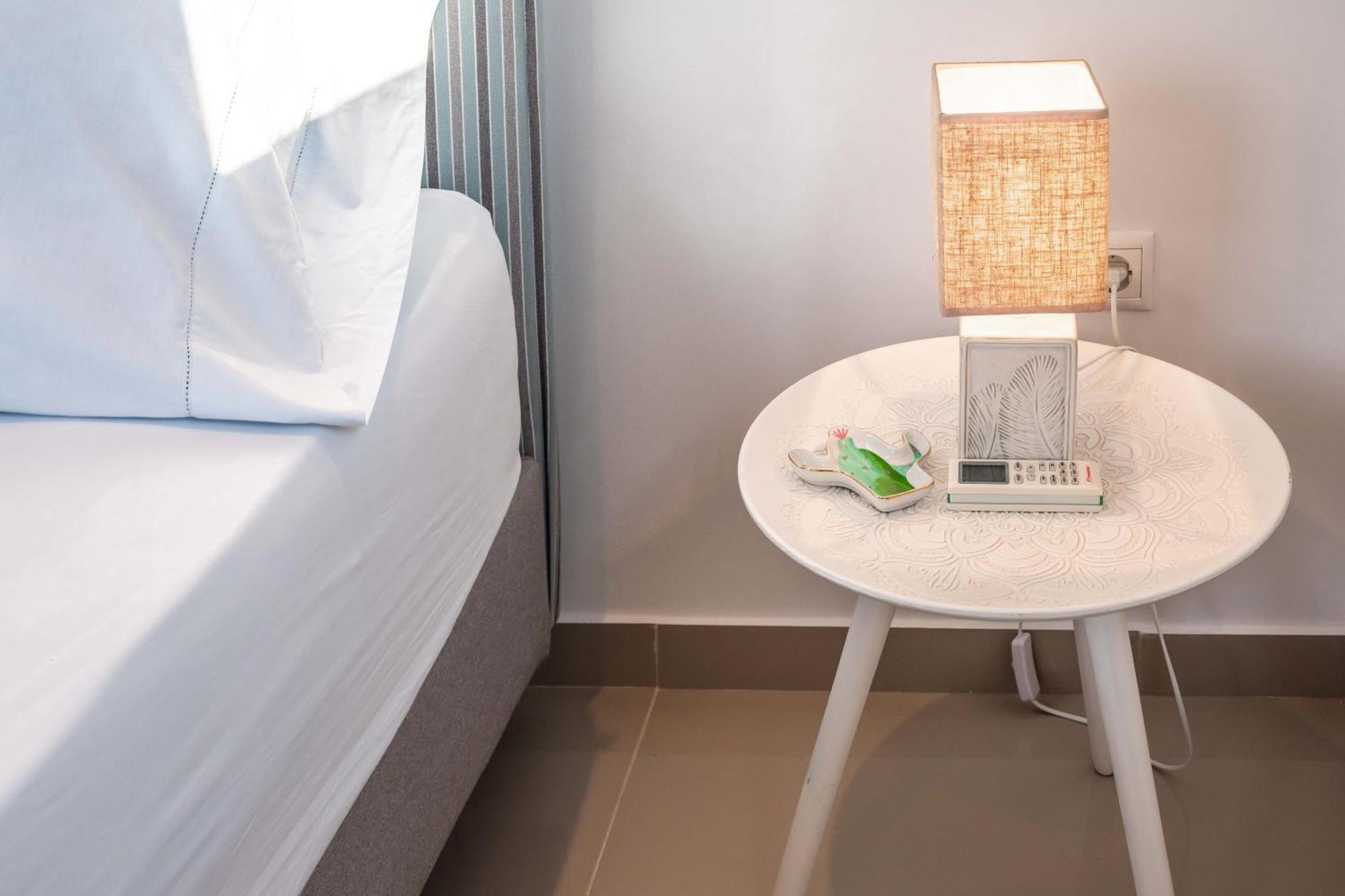 Magical Seaside Town Boutique Apts 2 Kyparissia Bagian luar foto