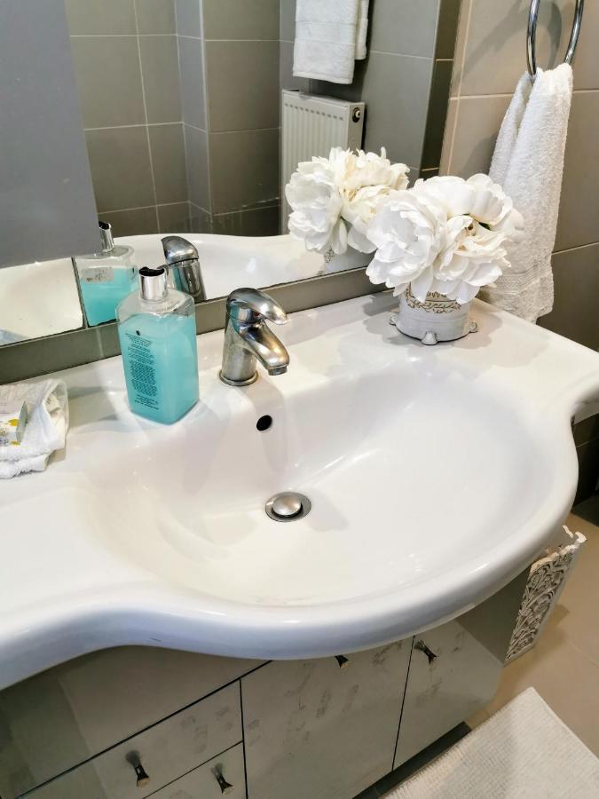 Magical Seaside Town Boutique Apts 2 Kyparissia Bagian luar foto